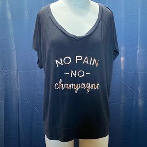 Gap Fit V-Nack Graphic Work-out Tee